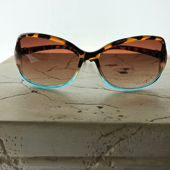 Oscar DeLa Renta Tortoise Shell Frame Thin Arm - Picture 2 of 7